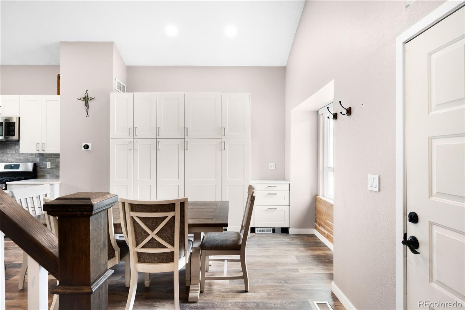 MLS Image #5 for 6003  yank court,arvada, Colorado