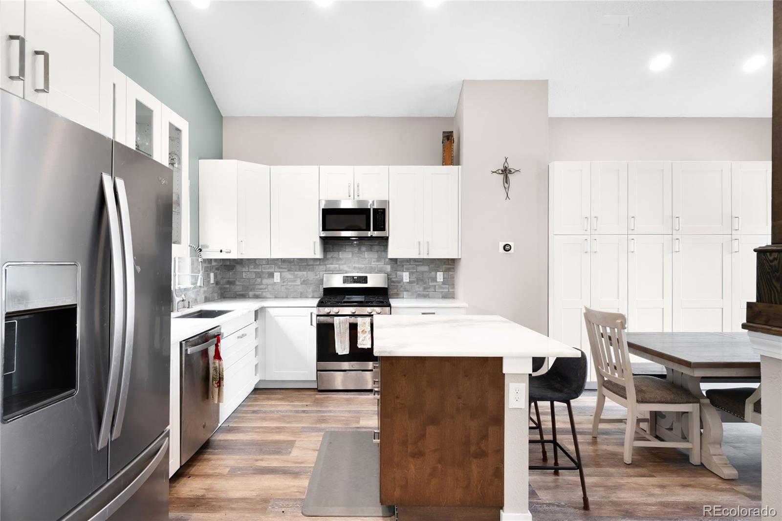 MLS Image #7 for 6003  yank court,arvada, Colorado