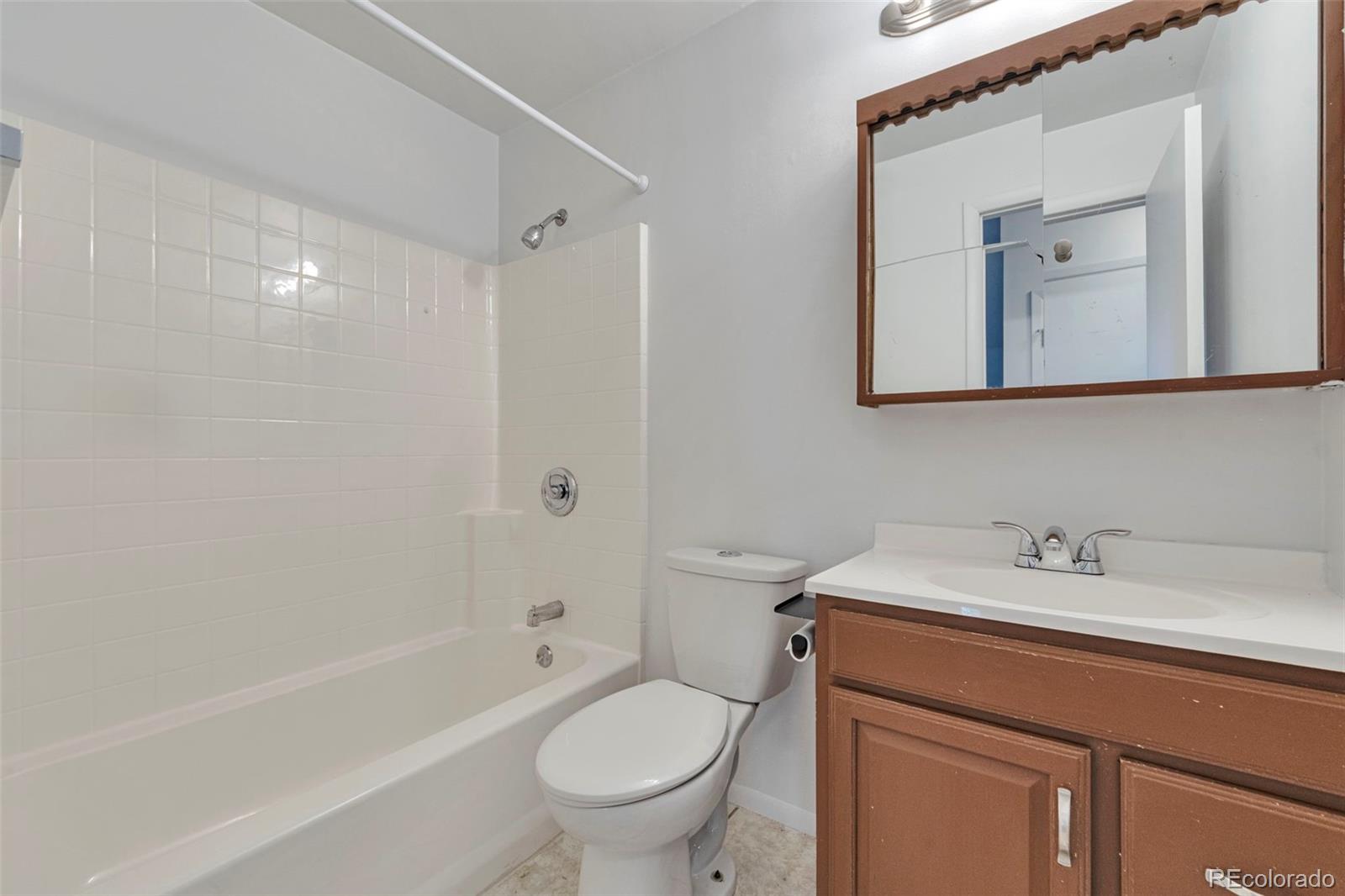 MLS Image #8 for 3215 s granby way,aurora, Colorado