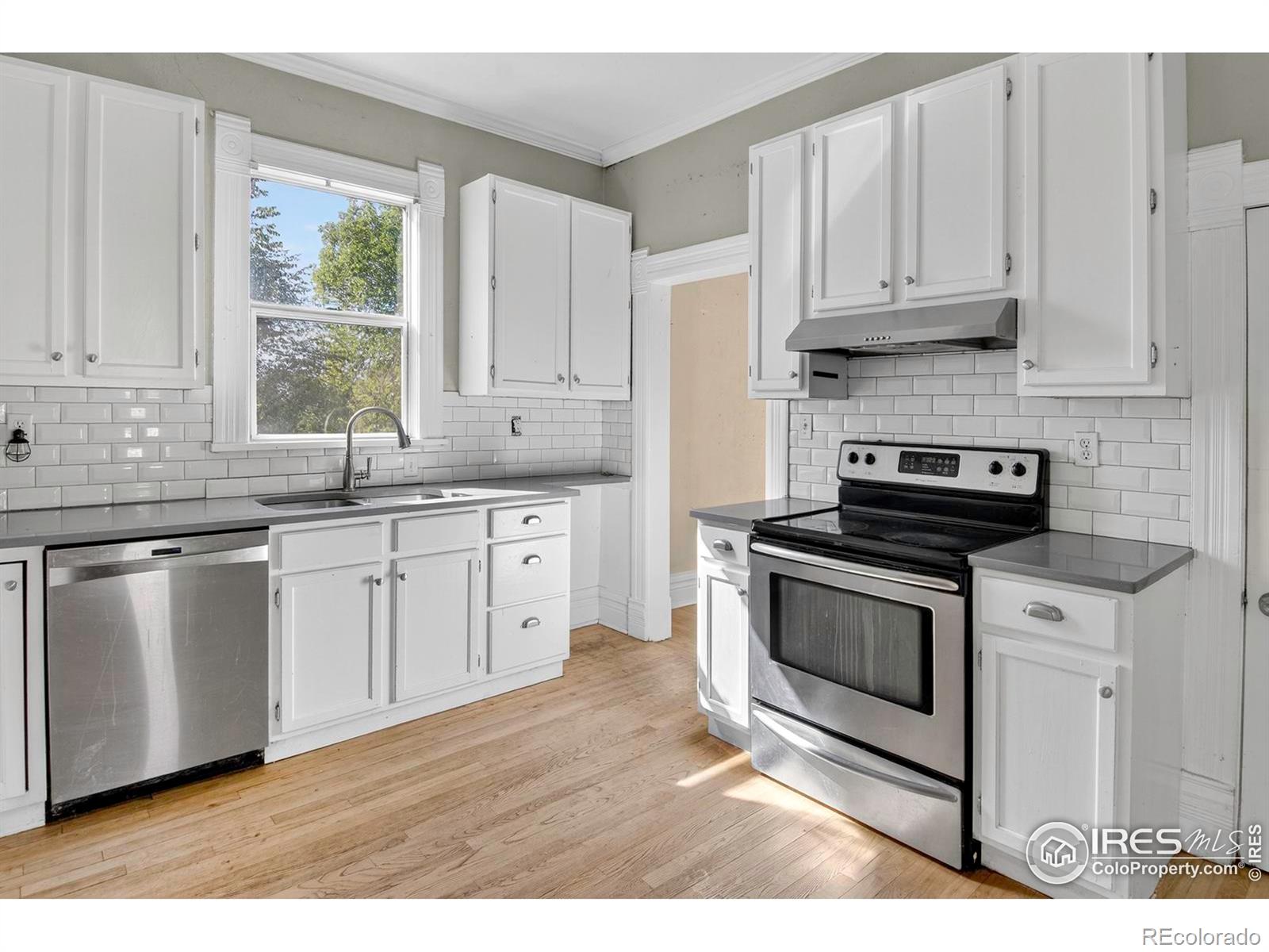 MLS Image #11 for 222  bowen street,longmont, Colorado