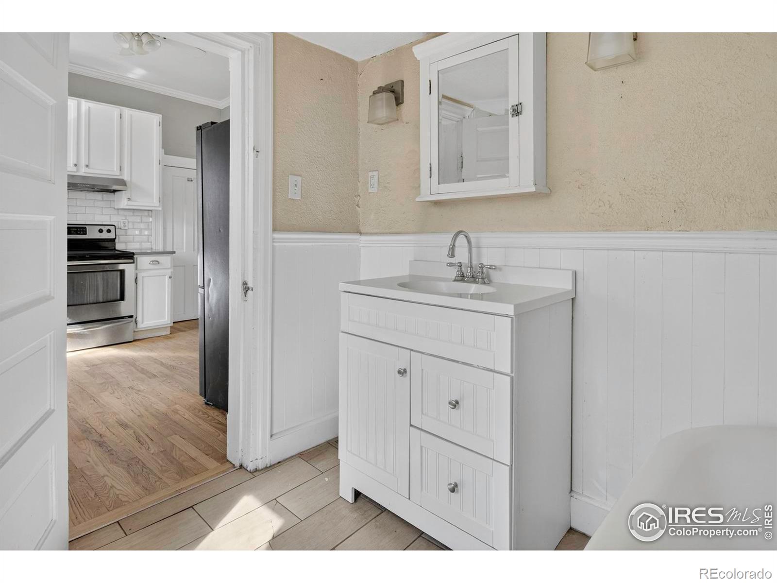 MLS Image #15 for 222  bowen street,longmont, Colorado