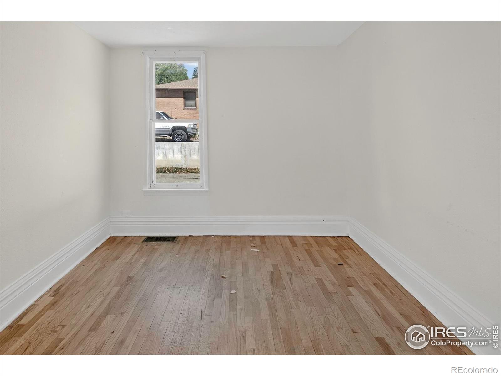 MLS Image #17 for 222  bowen street,longmont, Colorado