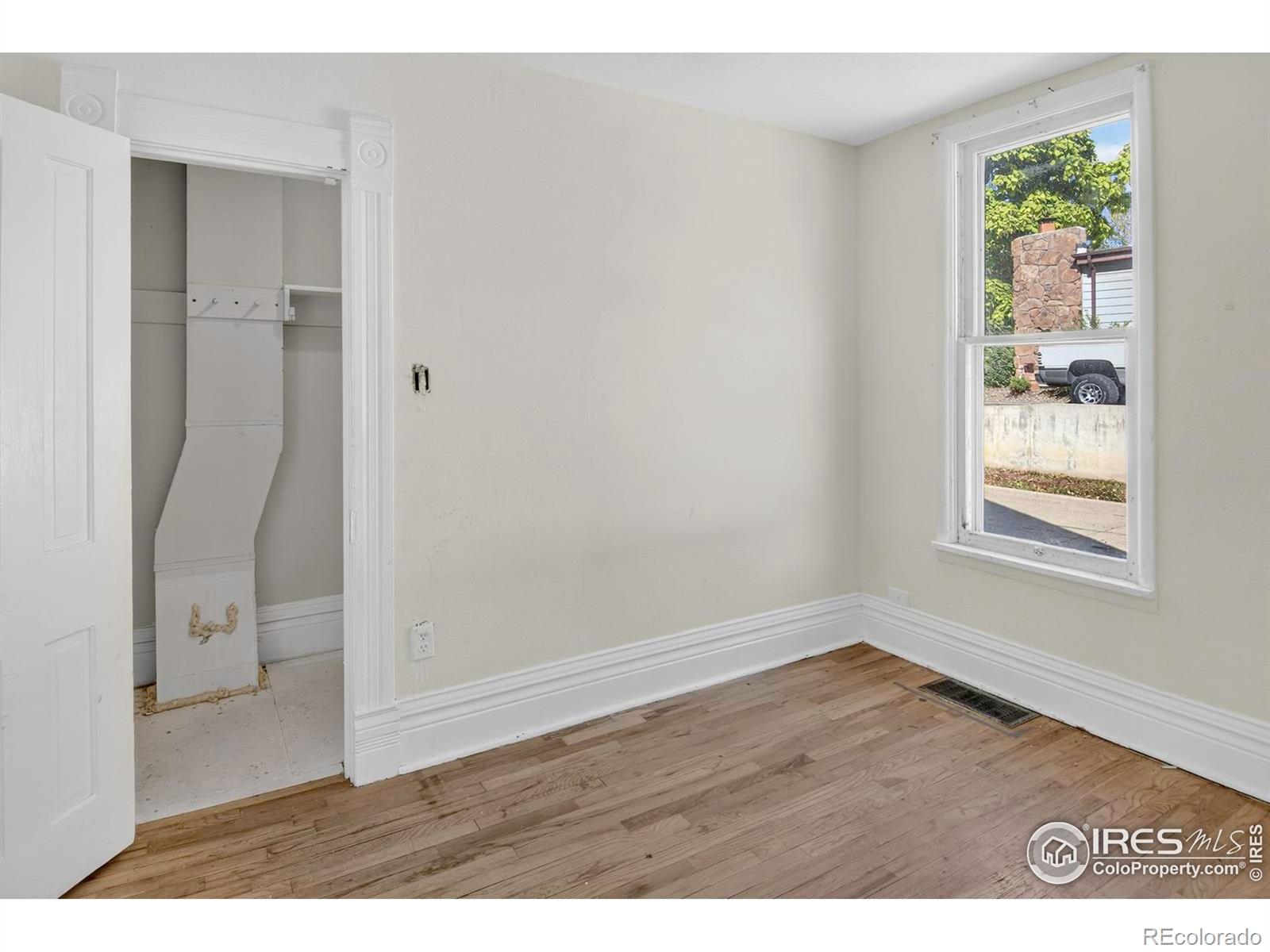 MLS Image #18 for 222  bowen street,longmont, Colorado