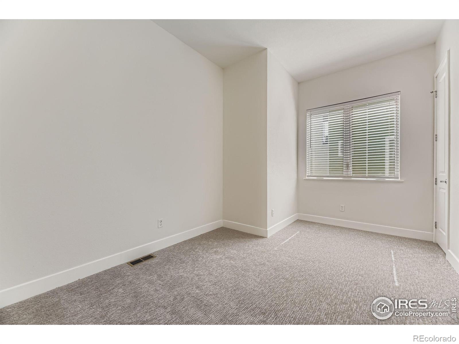 MLS Image #15 for 2227 n eliot street ,denver, Colorado