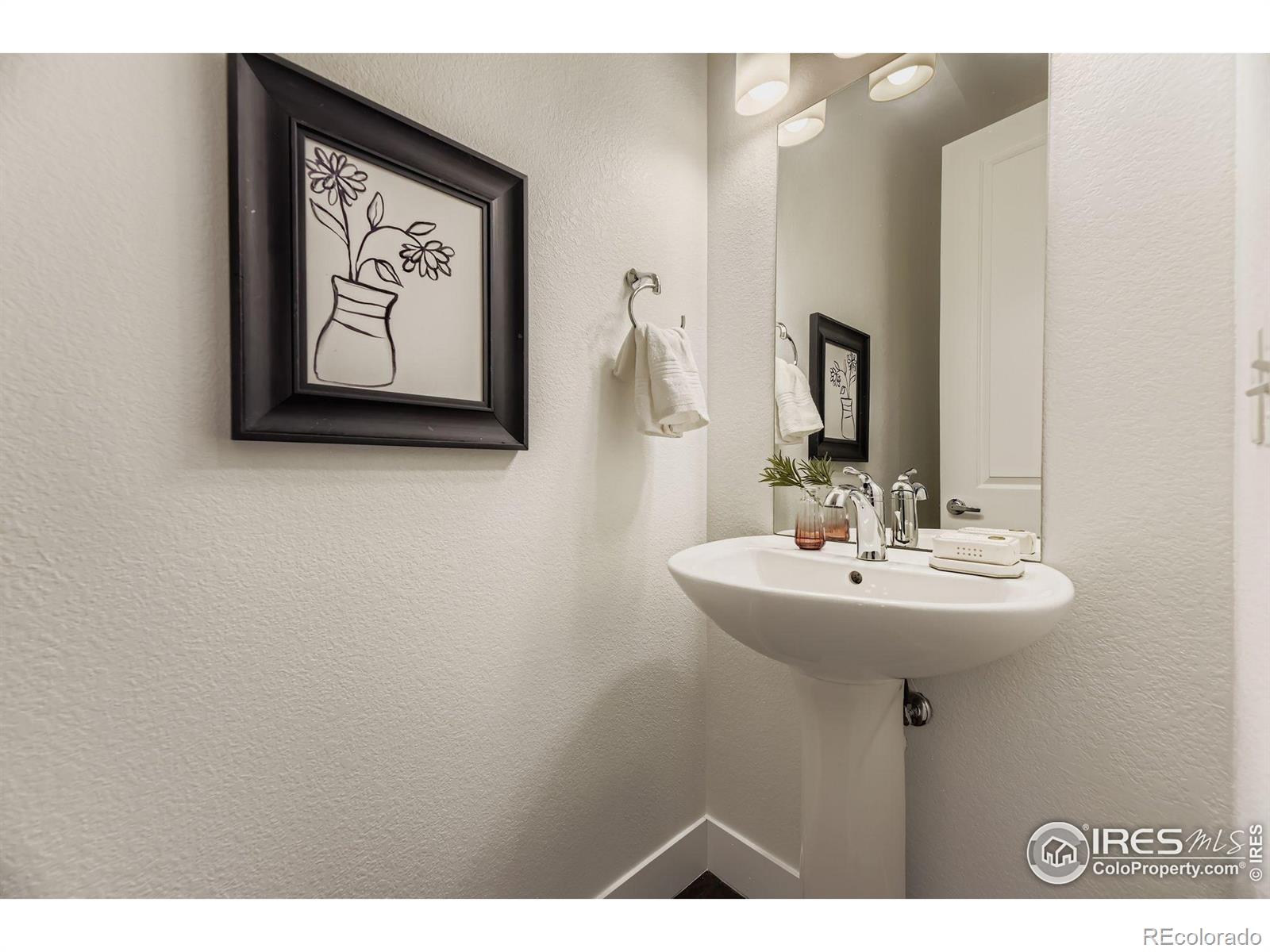 MLS Image #4 for 2227 n eliot street ,denver, Colorado