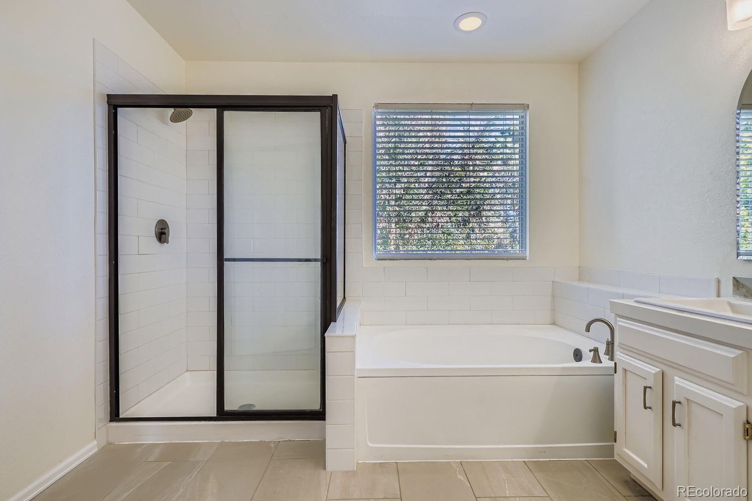 MLS Image #19 for 19827 e prentice avenue,centennial, Colorado