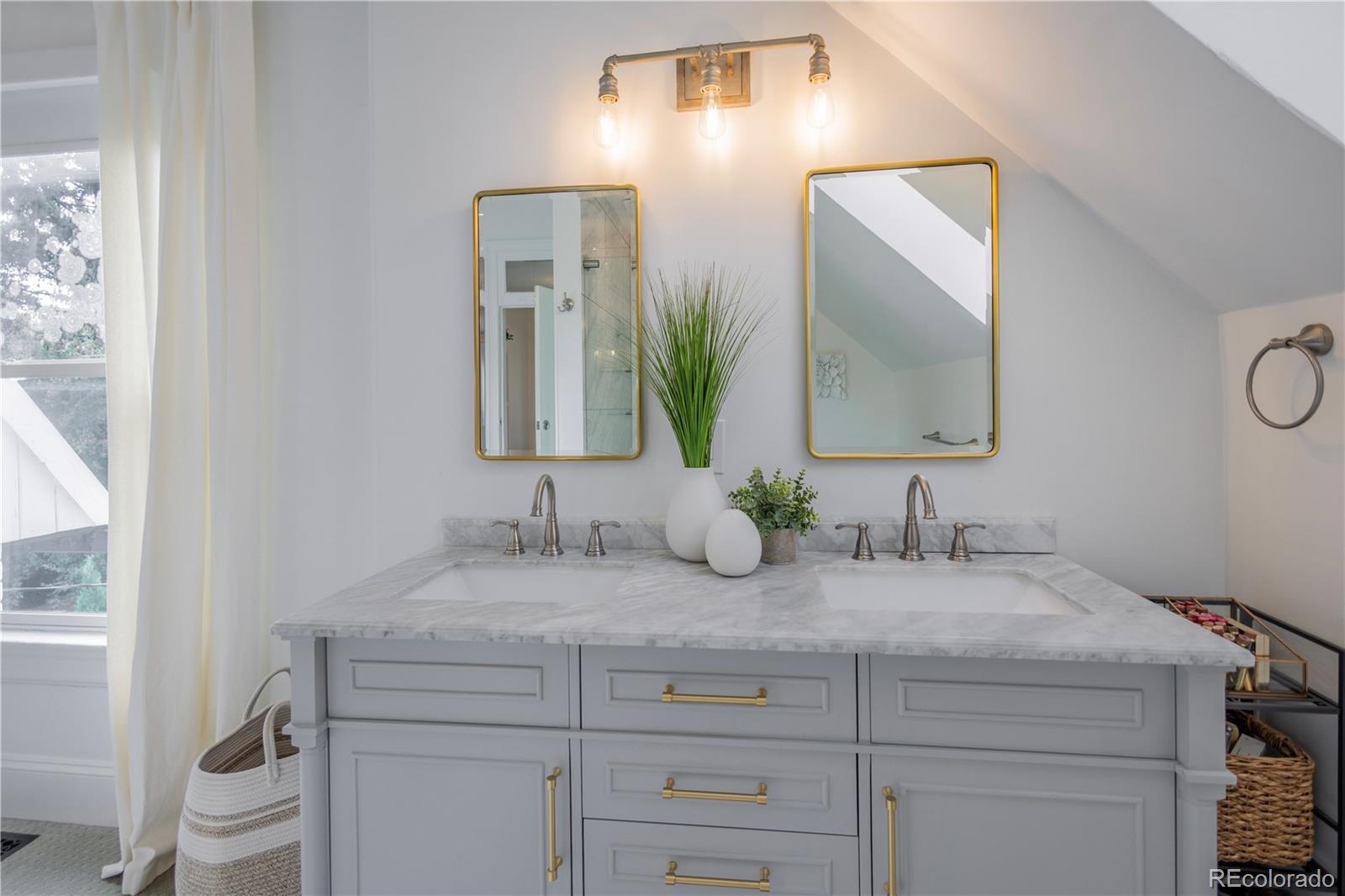 MLS Image #23 for 133 s emerson street,denver, Colorado