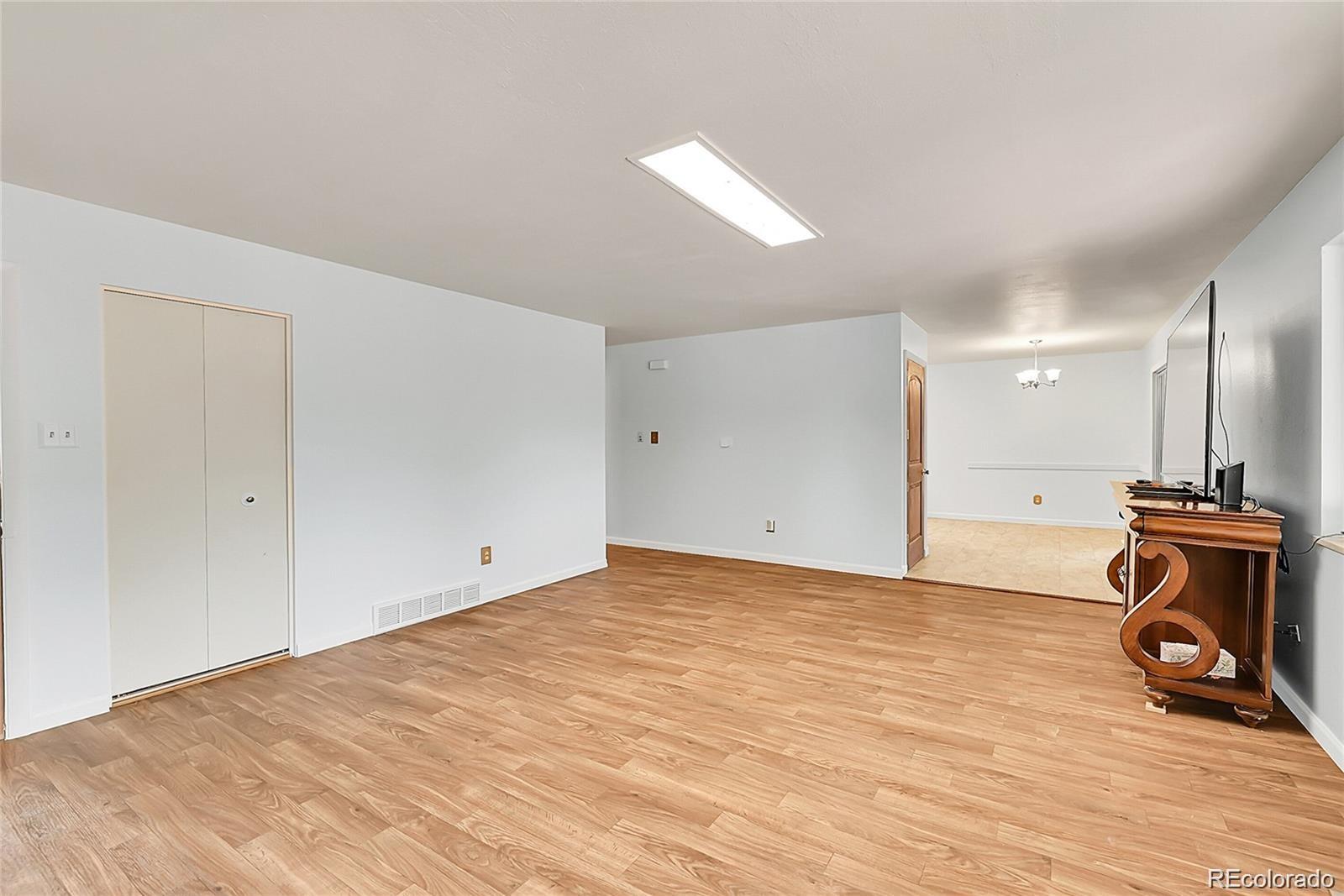 MLS Image #15 for 1669 s uvalda street,aurora, Colorado
