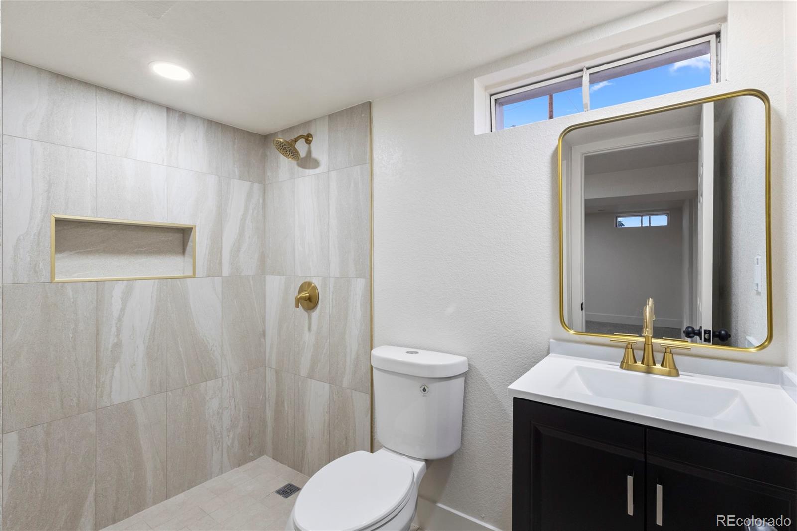 MLS Image #11 for 9181  aspen drive,thornton, Colorado