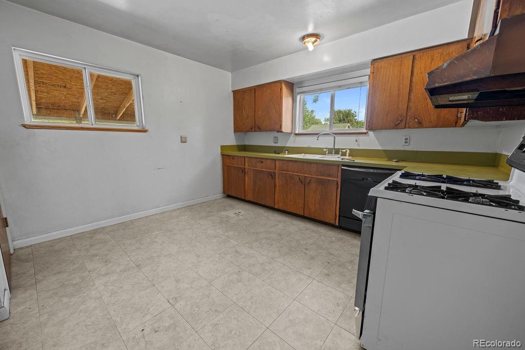 MLS Image #5 for 820  tucker ,craig, Colorado