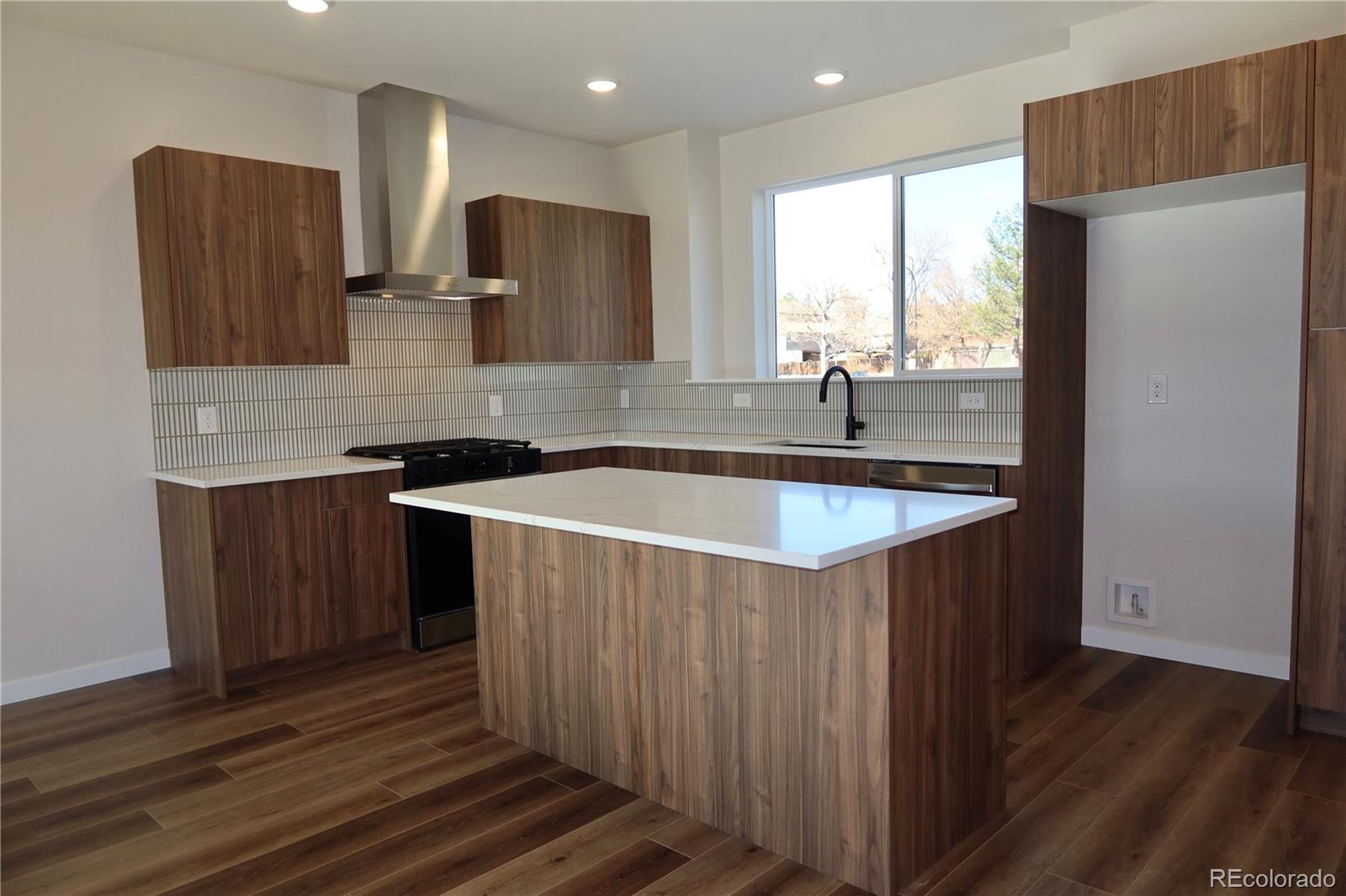 MLS Image #4 for 11924 w 57th drive ,arvada, Colorado