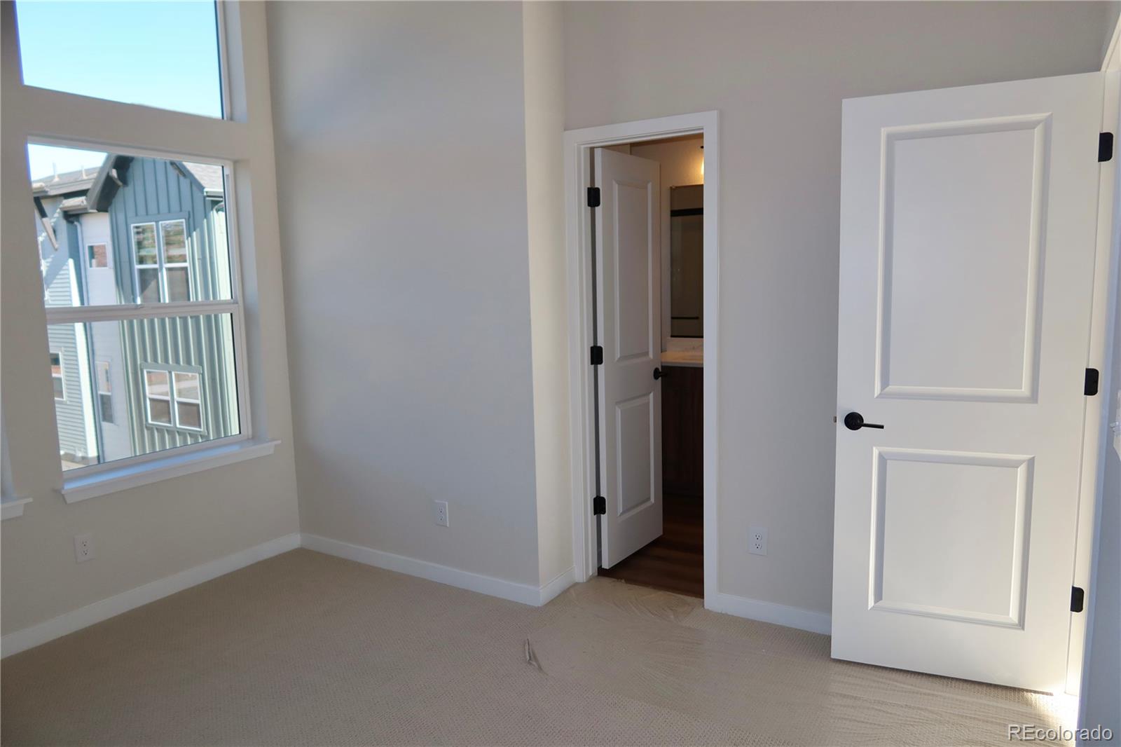 MLS Image #5 for 11924 w 57th drive ,arvada, Colorado