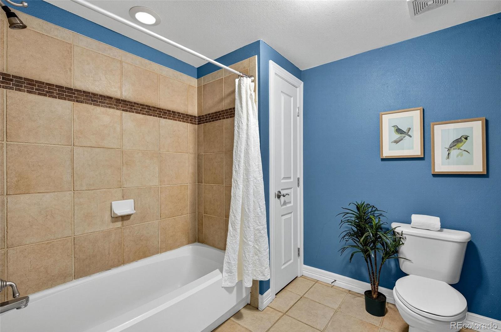 MLS Image #31 for 1705  gaylord street 108,denver, Colorado