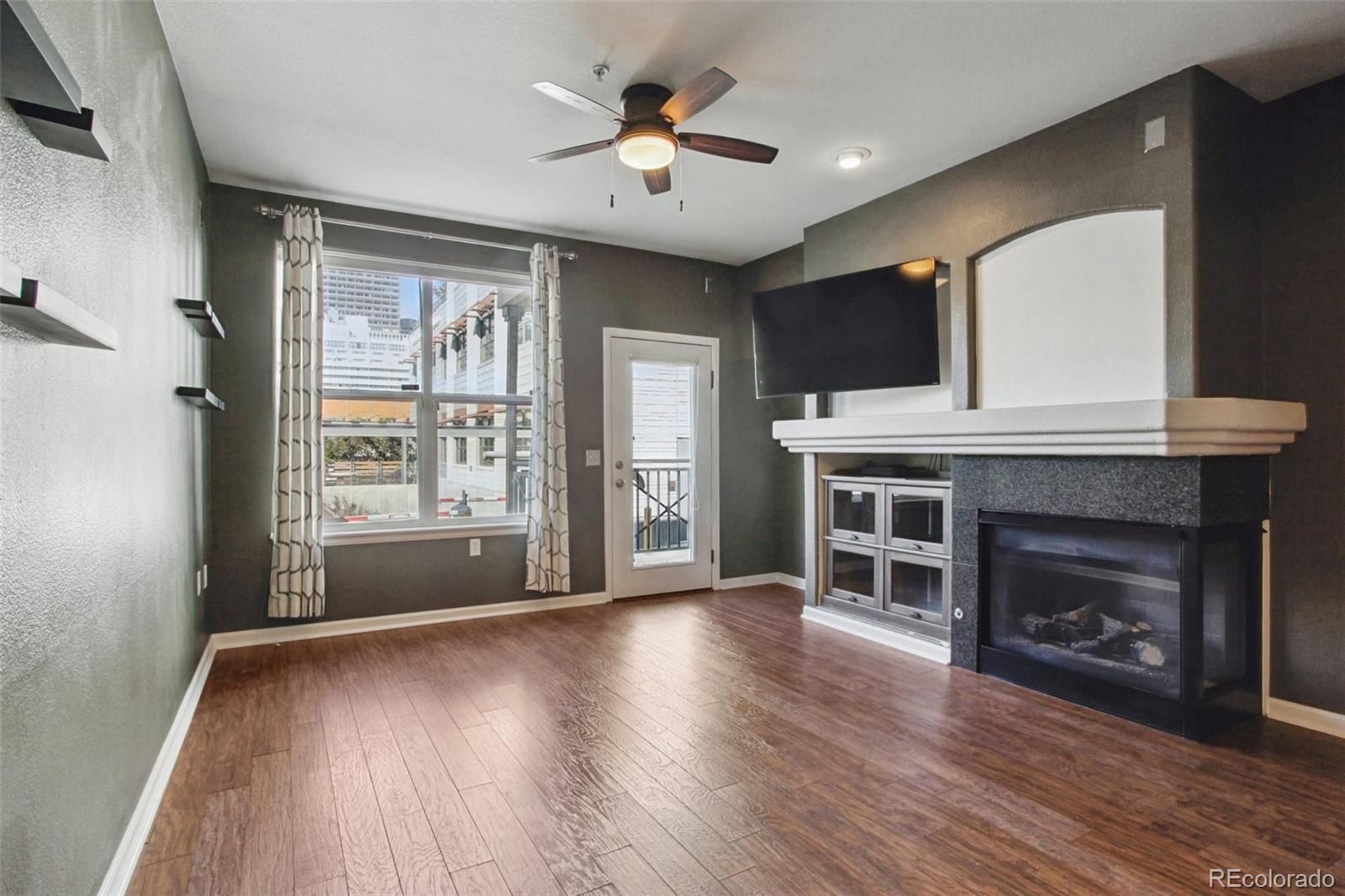 MLS Image #10 for 1747 n pearl street 106,denver, Colorado