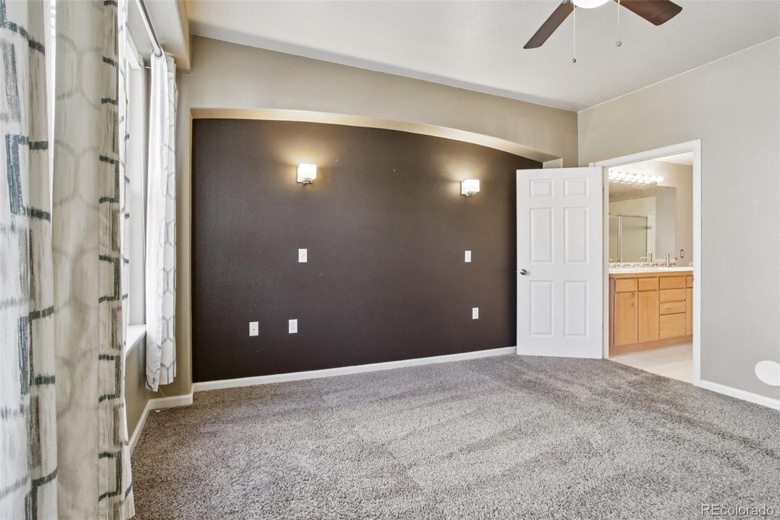 MLS Image #14 for 1747 n pearl street 106,denver, Colorado
