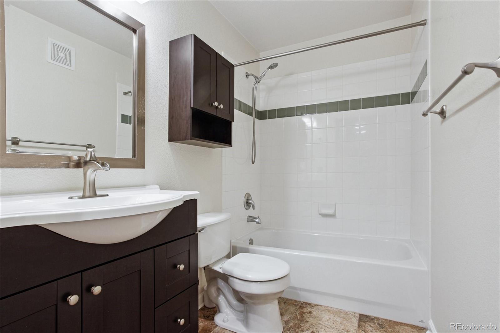 MLS Image #19 for 1747 n pearl street 106,denver, Colorado