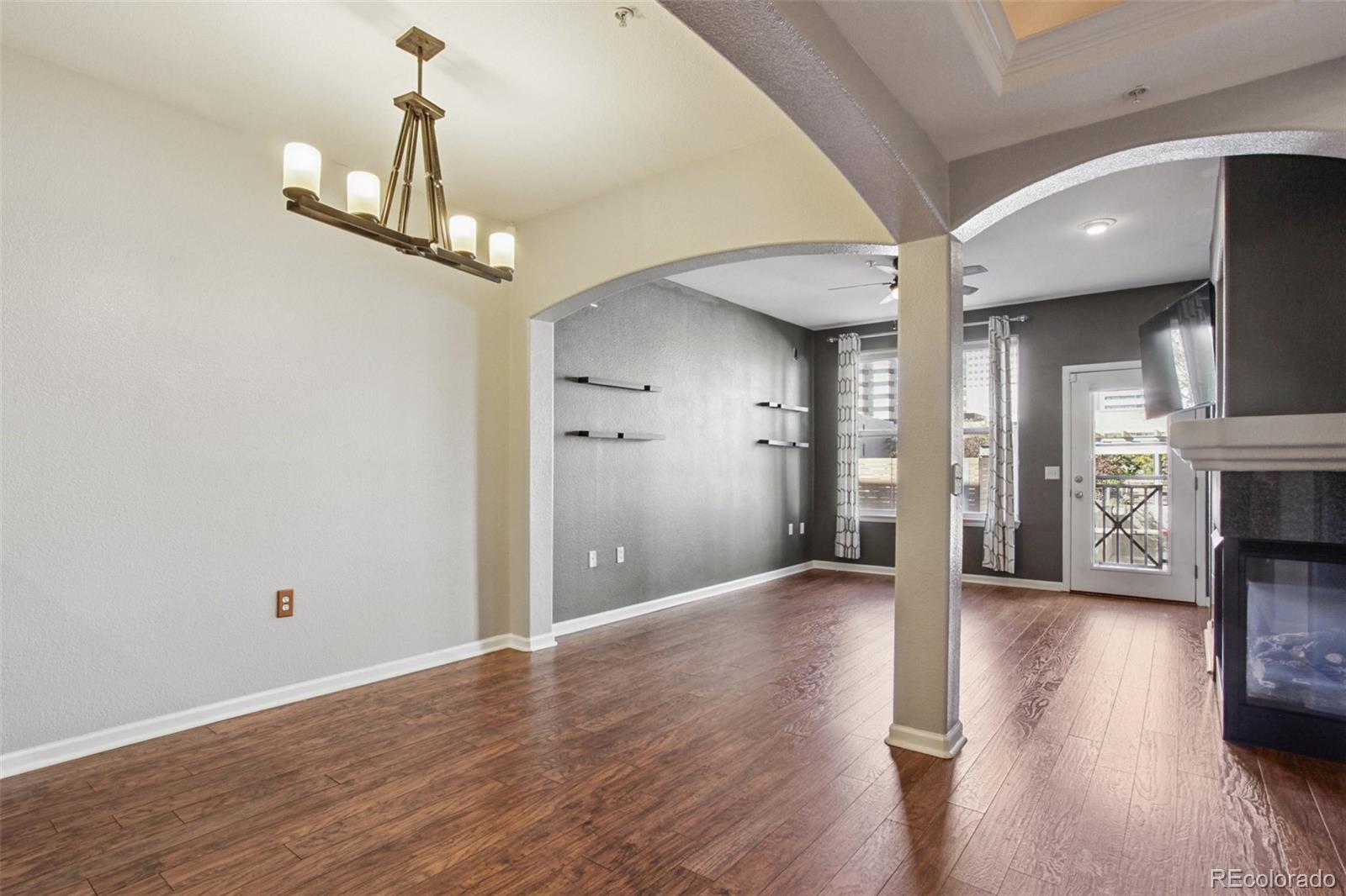 MLS Image #7 for 1747 n pearl street 106,denver, Colorado