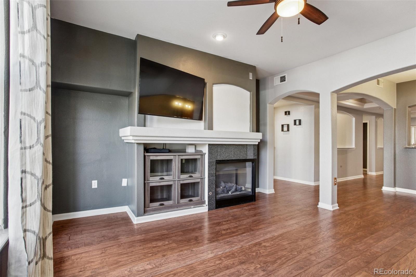MLS Image #9 for 1747 n pearl street 106,denver, Colorado