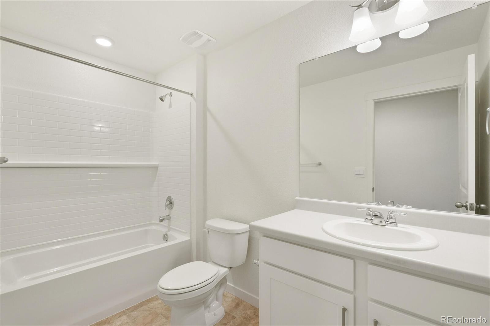 MLS Image #25 for 982  tallus street,lochbuie, Colorado