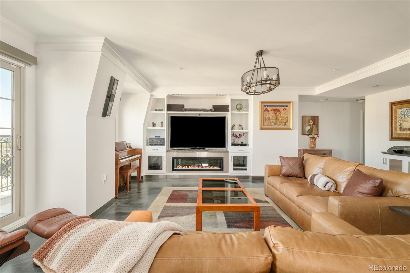 MLS Image #15 for 975 n lincoln street 14d,denver, Colorado