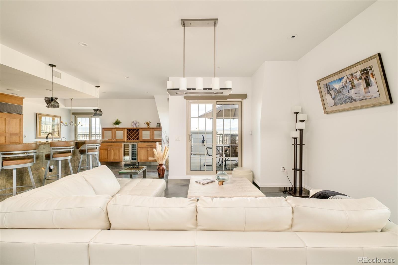 MLS Image #6 for 975 n lincoln street 14d,denver, Colorado