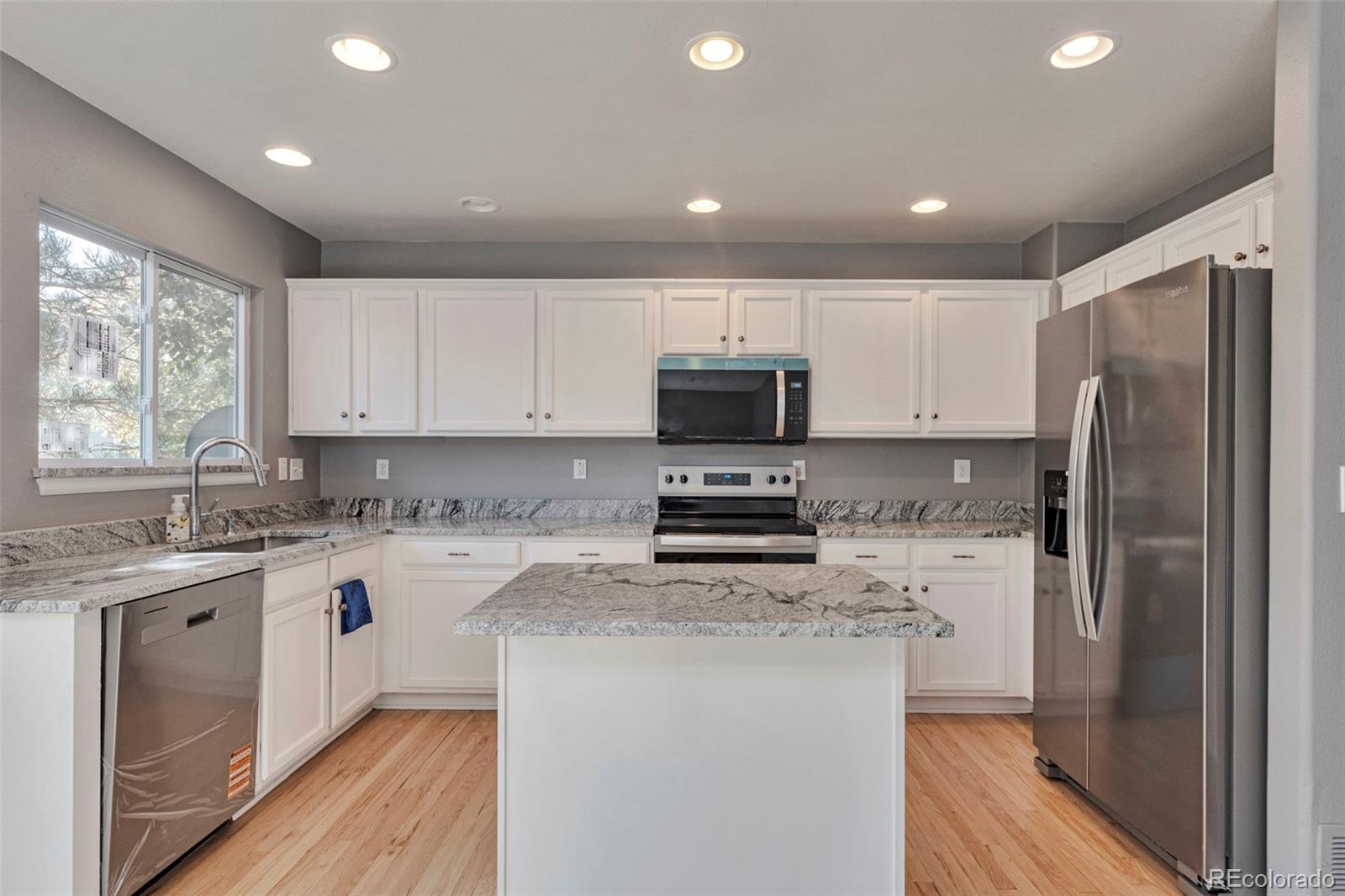 MLS Image #6 for 19880 e 59th place,aurora, Colorado