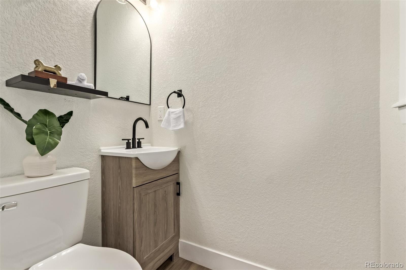 MLS Image #19 for 2061 s stuart street,denver, Colorado