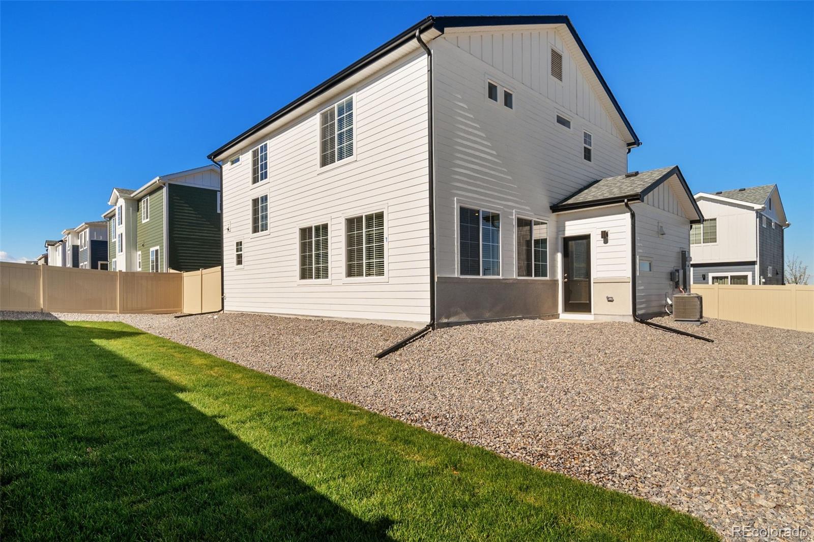 MLS Image #3 for 22292 e 39th avenue,aurora, Colorado
