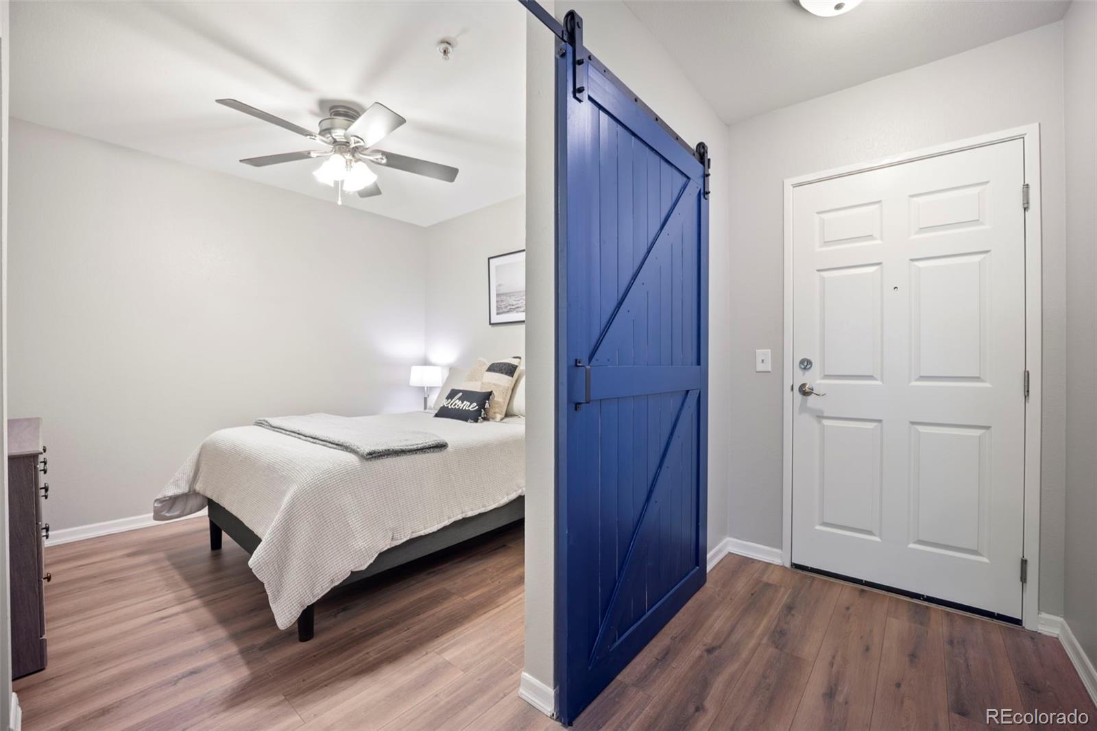 MLS Image #3 for 1623  saint paul street 203,denver, Colorado