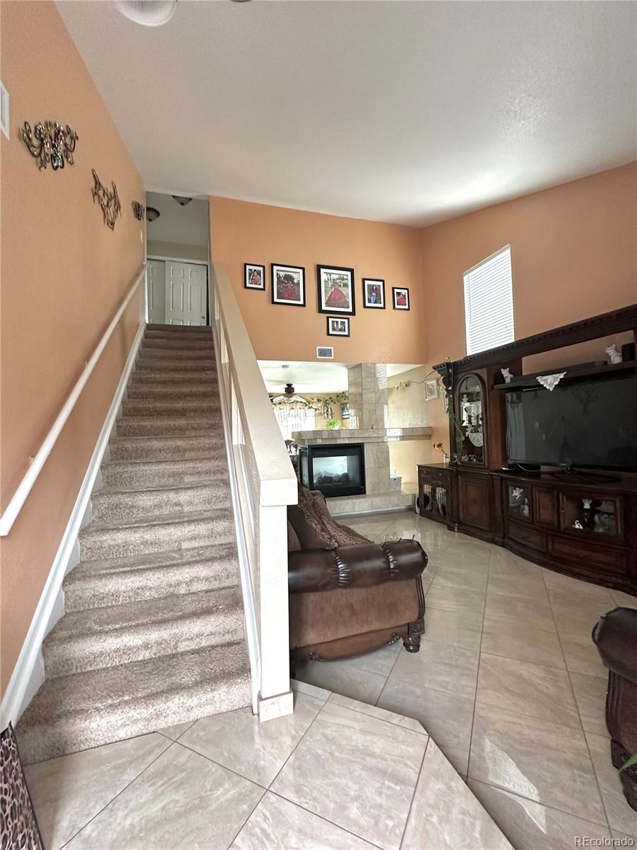 MLS Image #1 for 20476  robins drive,denver, Colorado