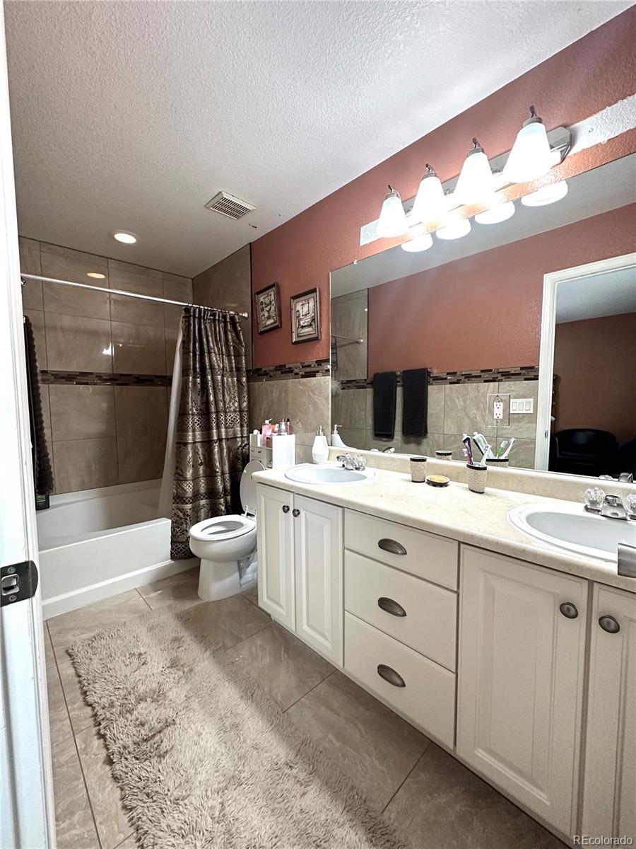 MLS Image #11 for 20476  robins drive,denver, Colorado