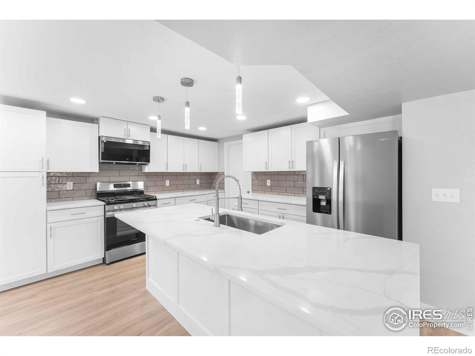 MLS Image #3 for 1426  macpool street,dacono, Colorado