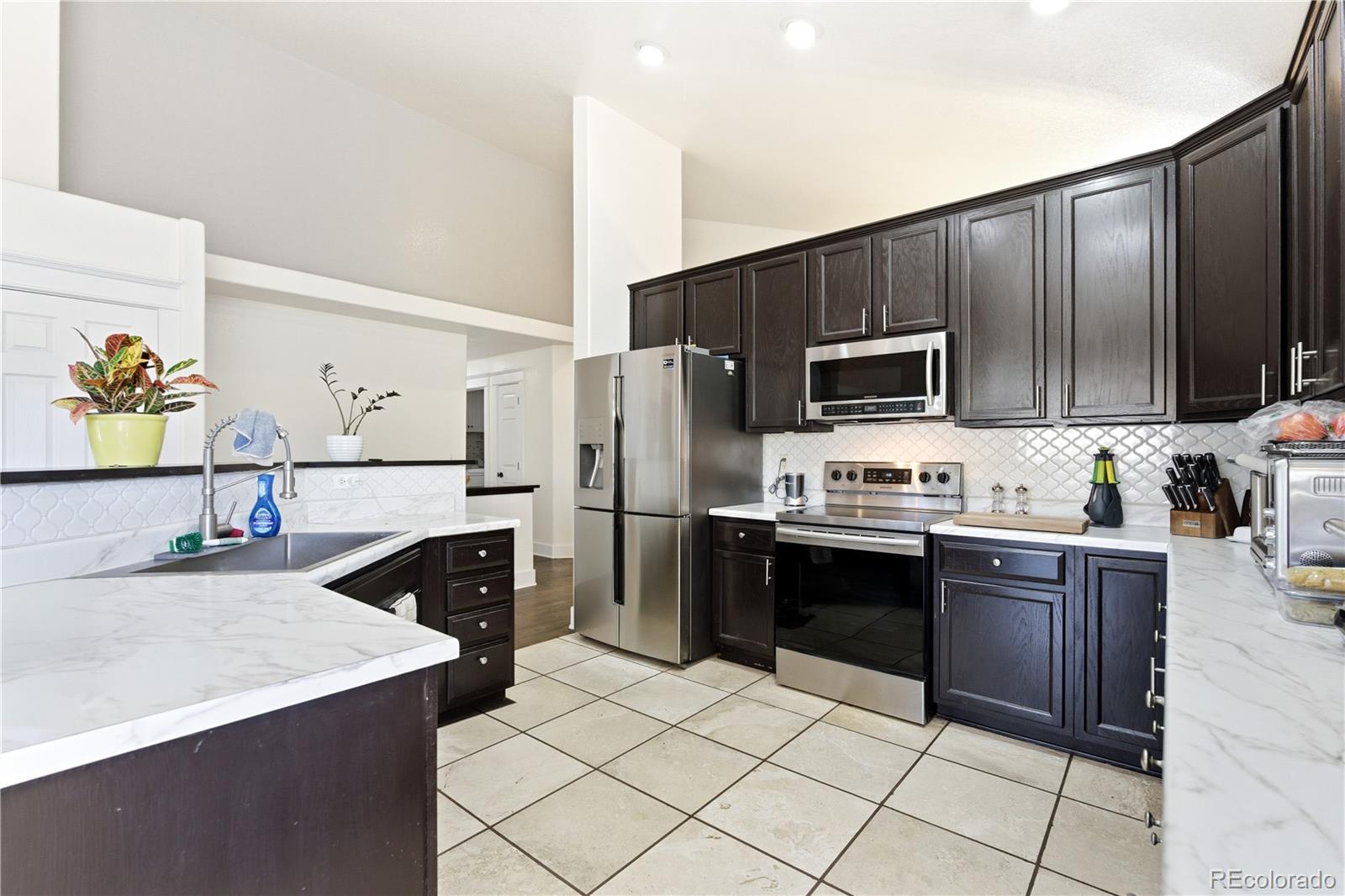MLS Image #3 for 11921  kearney circle,thornton, Colorado
