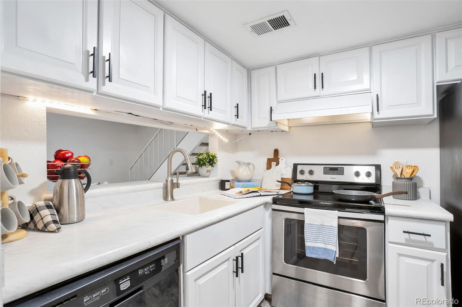 MLS Image #4 for 9901 e evans avenue,aurora, Colorado