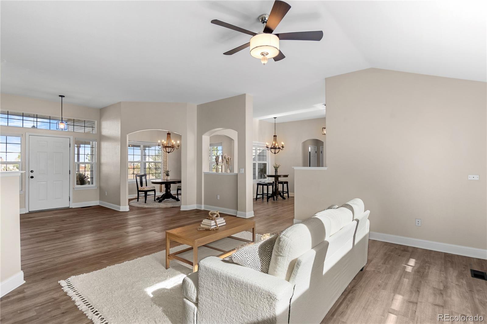 MLS Image #10 for 55580 e 39th avenue,strasburg, Colorado