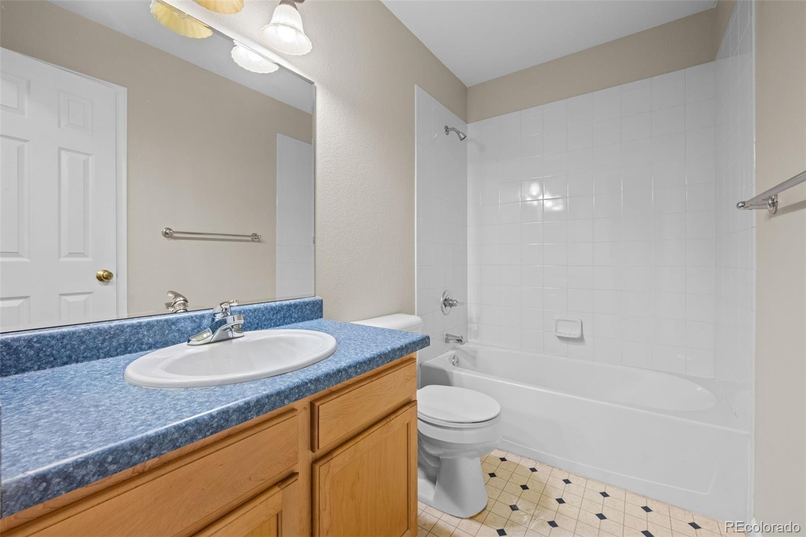 MLS Image #13 for 736  gateway circle,lafayette, Colorado