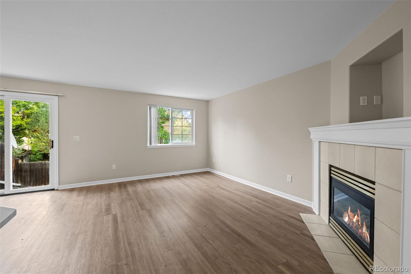 MLS Image #3 for 736  gateway circle,lafayette, Colorado