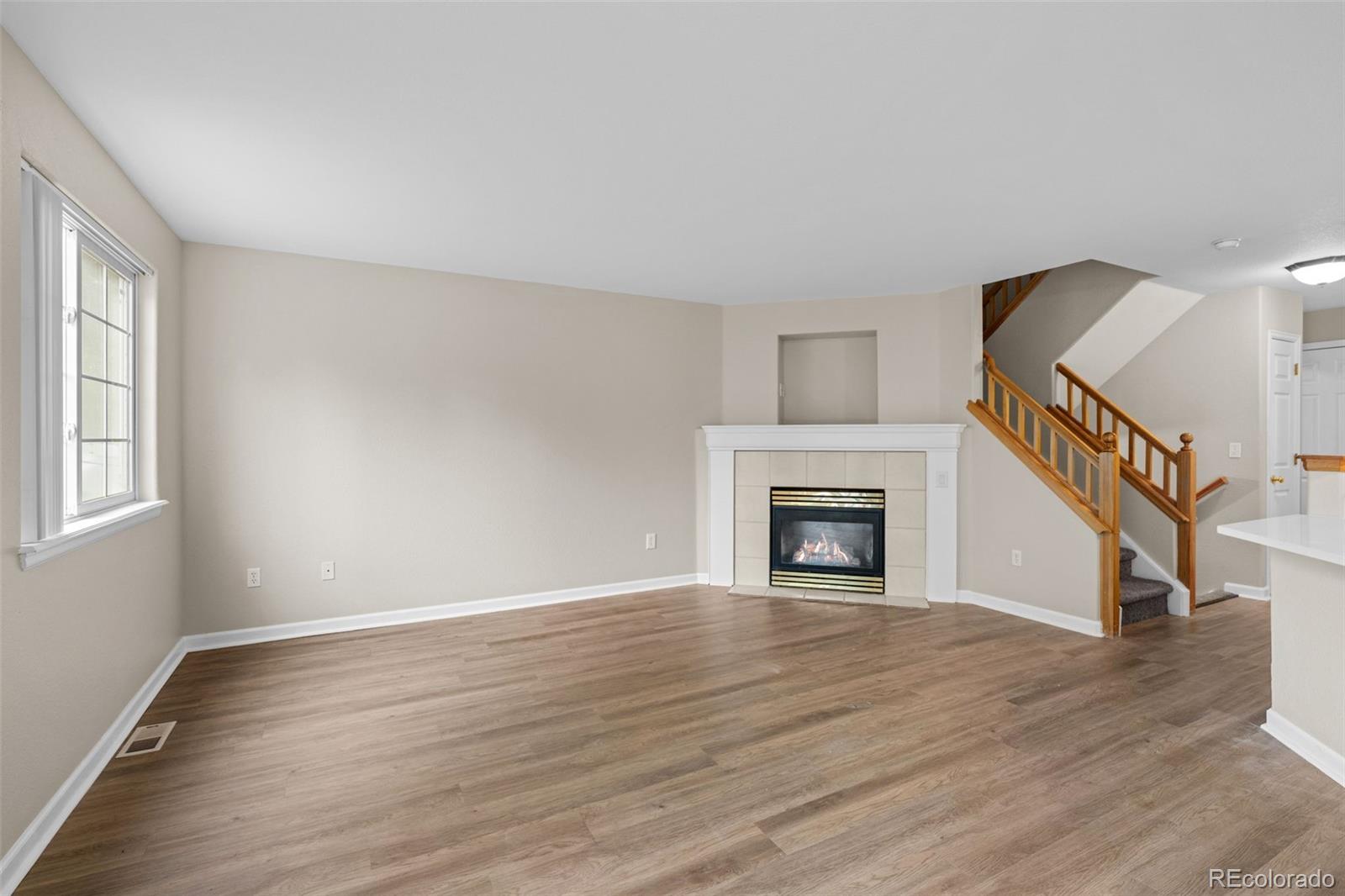 MLS Image #4 for 736  gateway circle,lafayette, Colorado