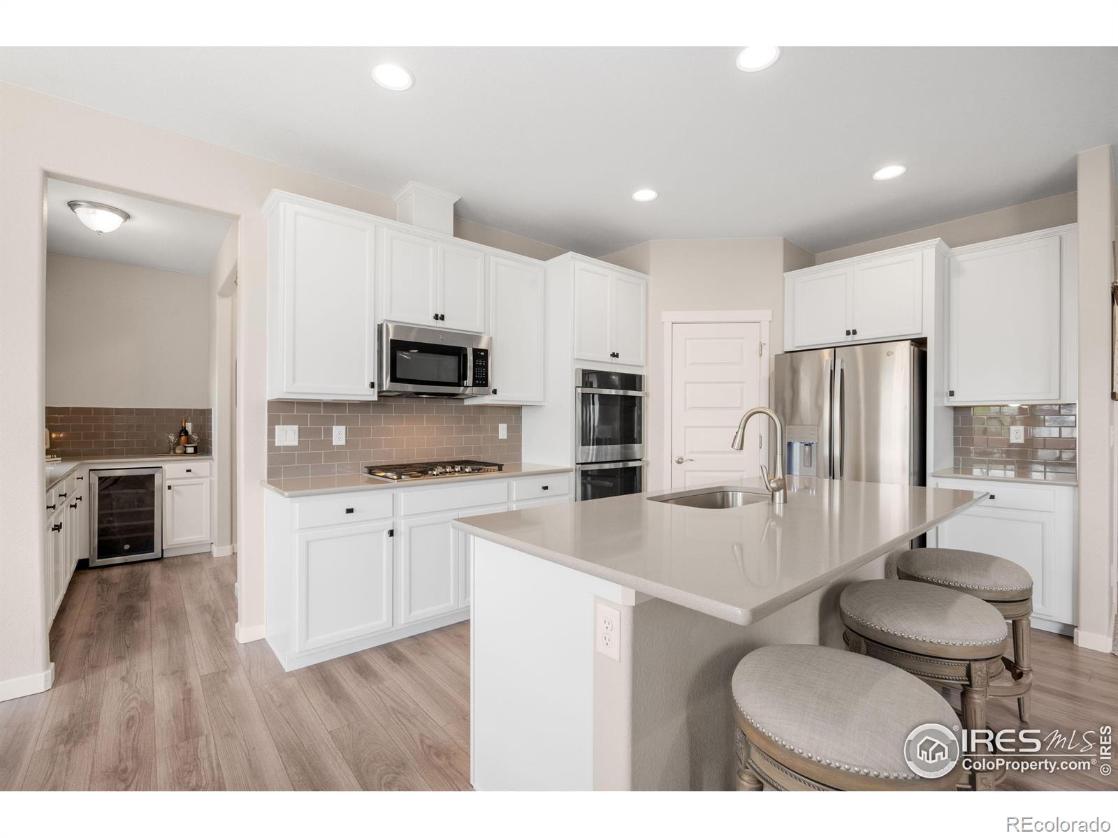 MLS Image #13 for 1757  covered bridge parkway,windsor, Colorado