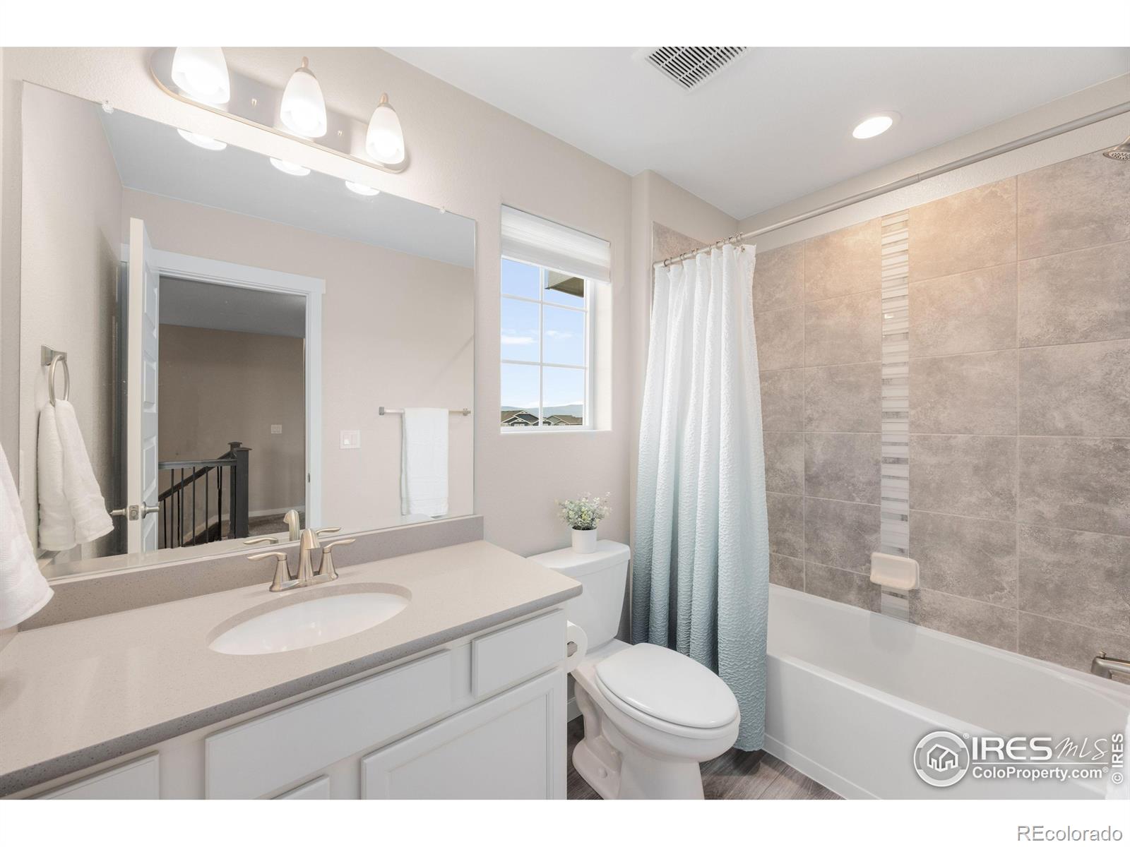 MLS Image #19 for 1757  covered bridge parkway,windsor, Colorado