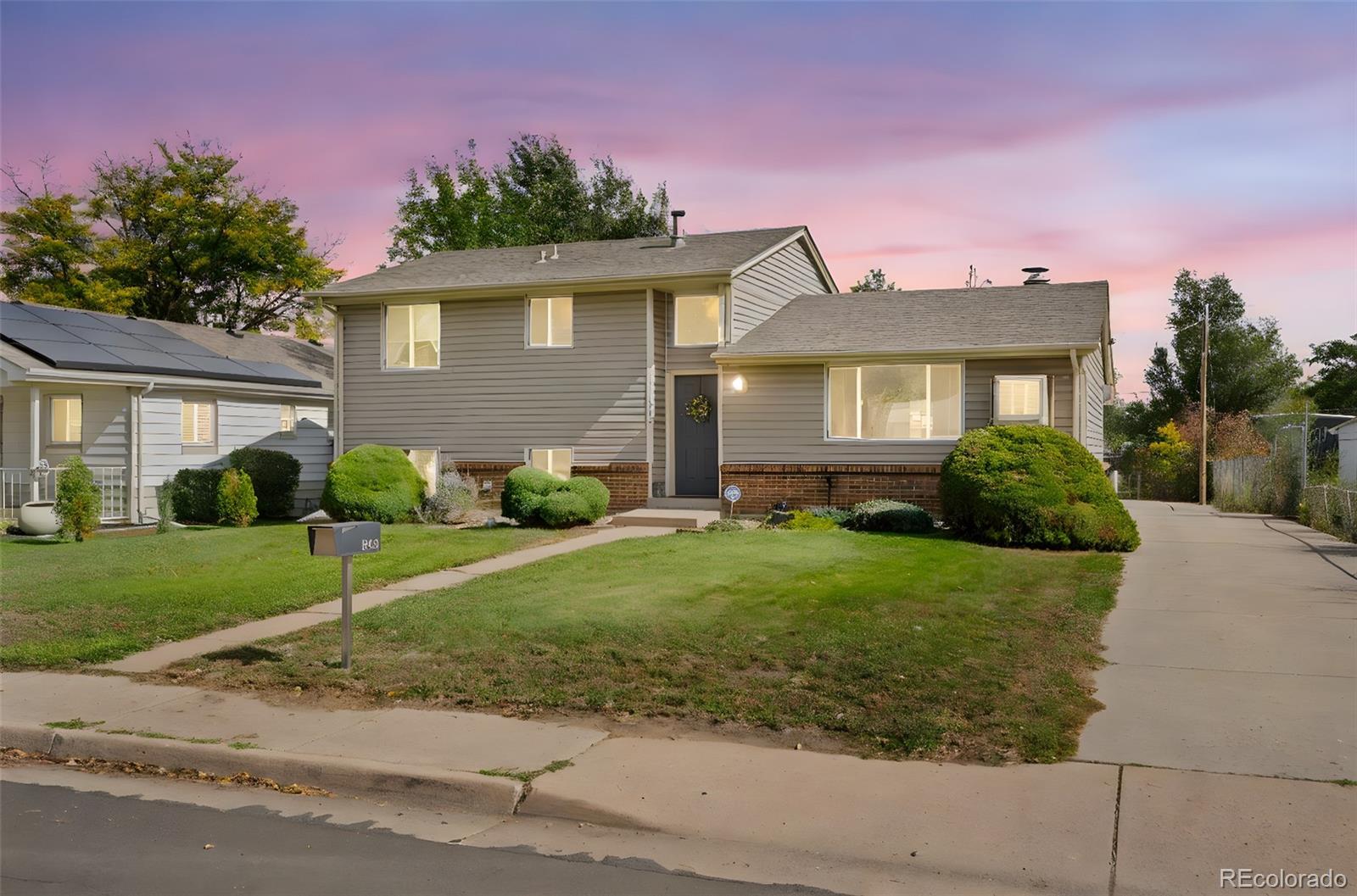 MLS Image #27 for 1966 s bryant street,denver, Colorado