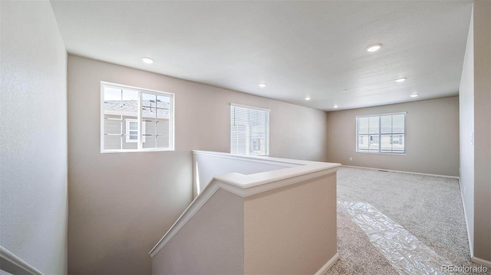 MLS Image #12 for 22362 e 38th place,aurora, Colorado