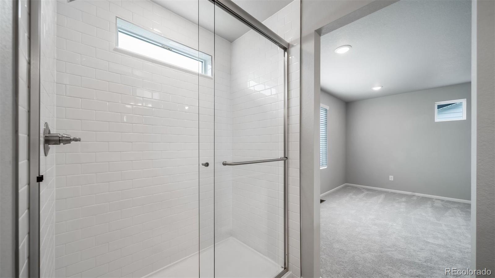 MLS Image #24 for 22332 e 38th place,aurora, Colorado