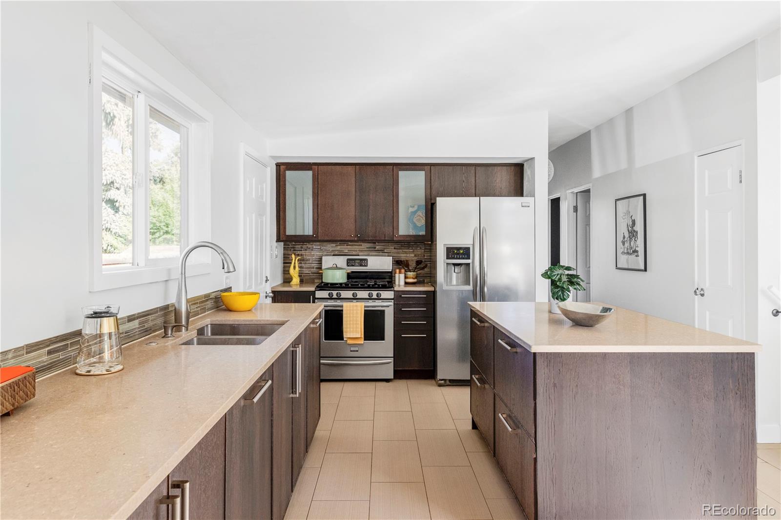 MLS Image #8 for 2650 s perry street,denver, Colorado