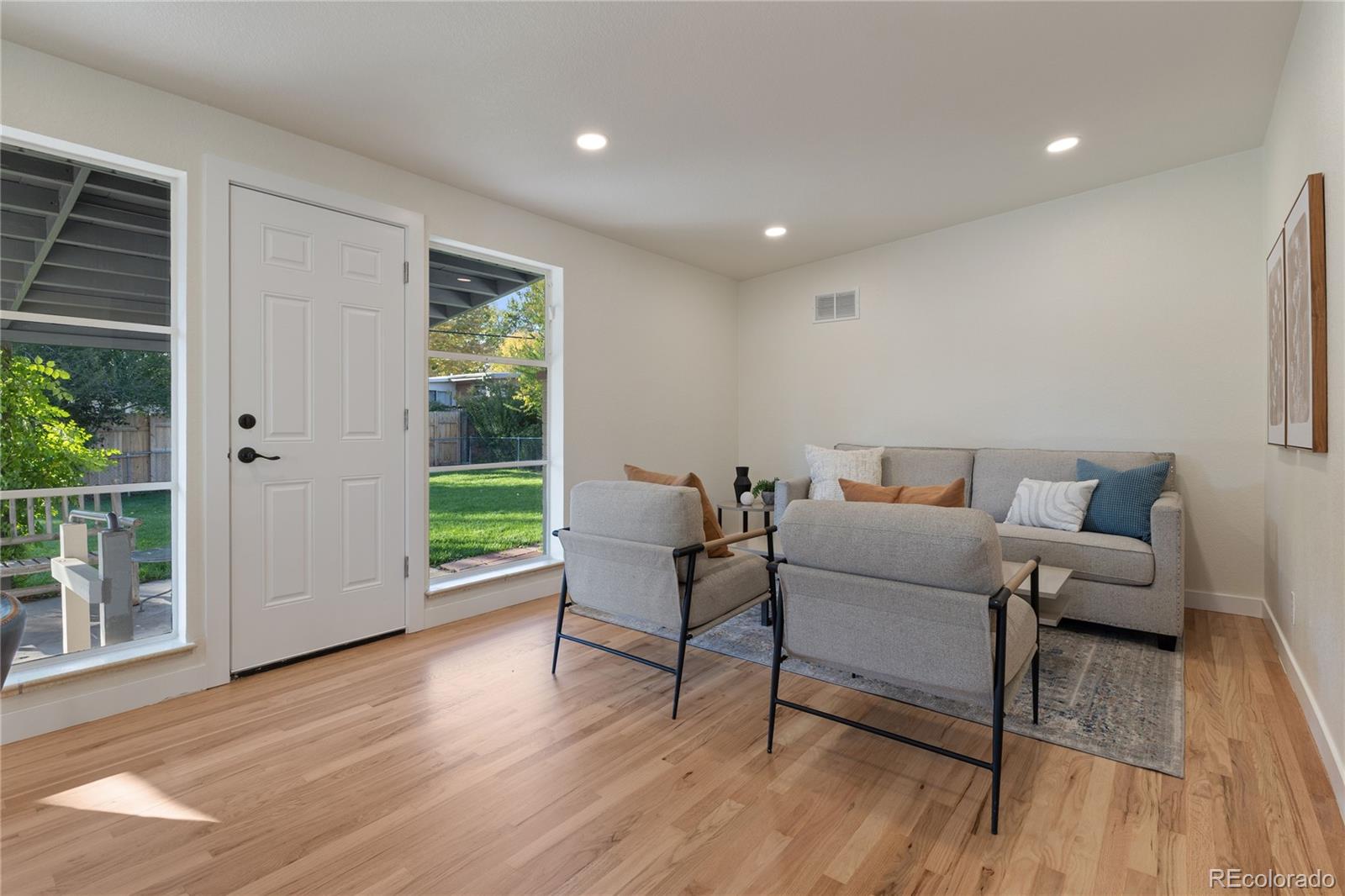 MLS Image #4 for 6055  cody street,arvada, Colorado