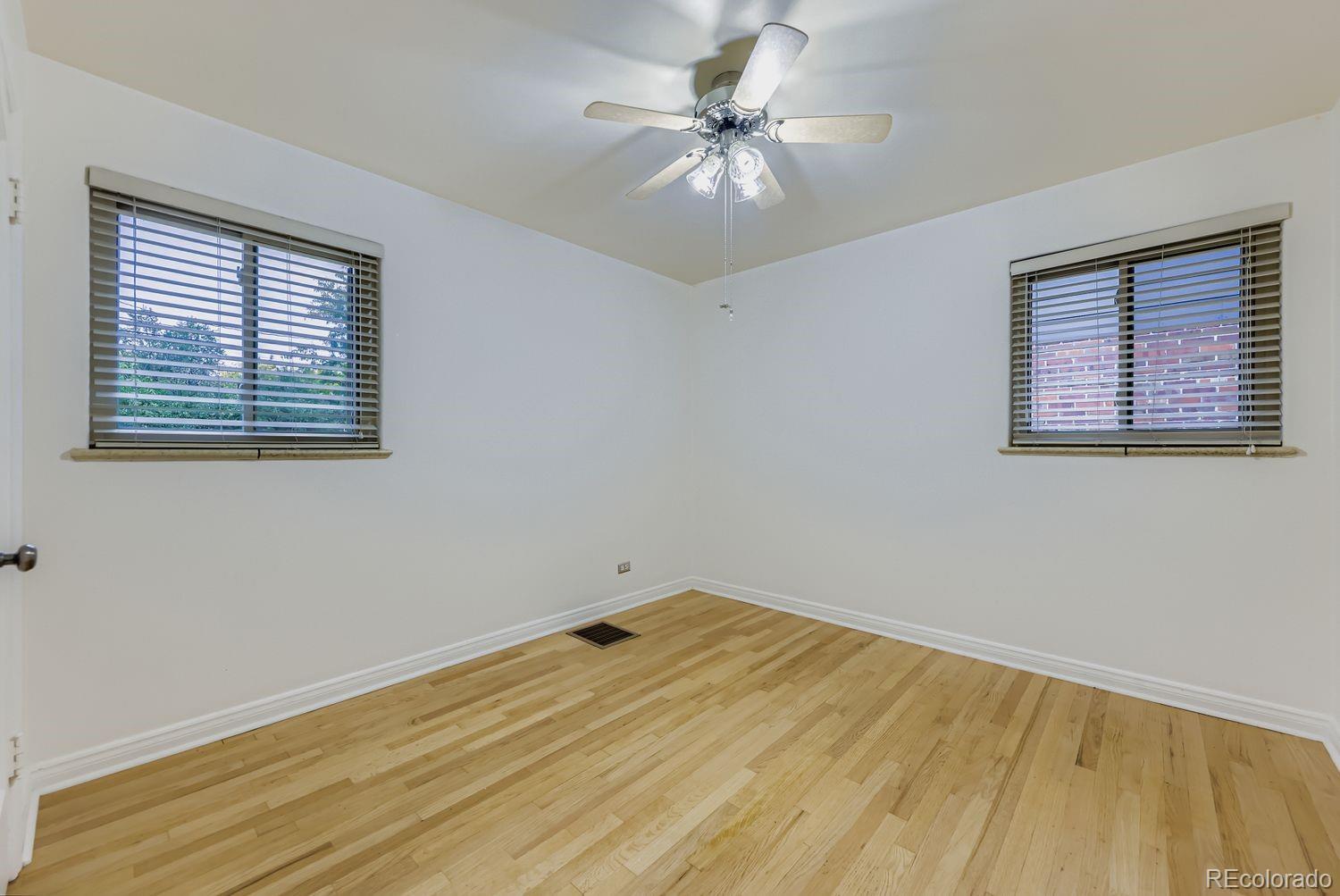 MLS Image #13 for 742  ivanhoe street,denver, Colorado