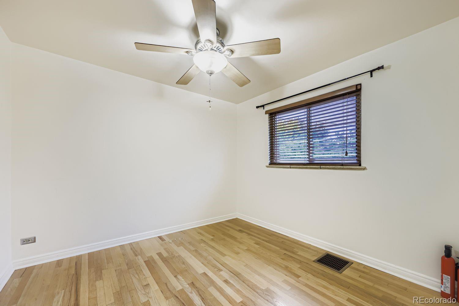 MLS Image #16 for 742  ivanhoe street,denver, Colorado