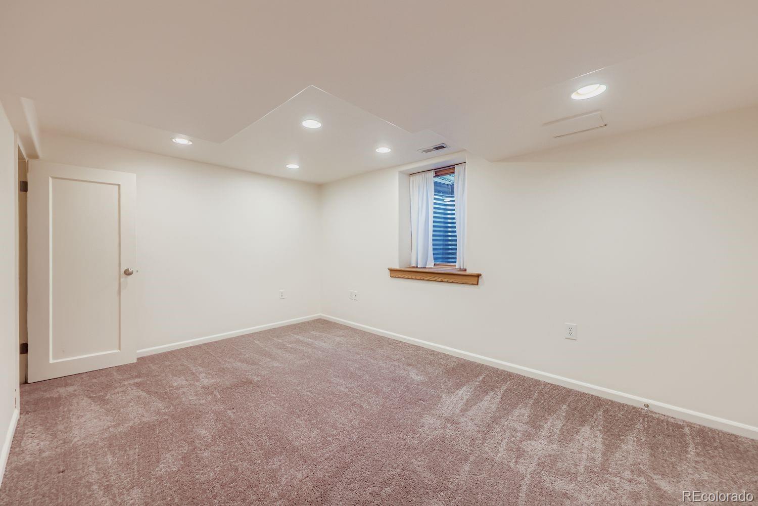 MLS Image #21 for 742  ivanhoe street,denver, Colorado