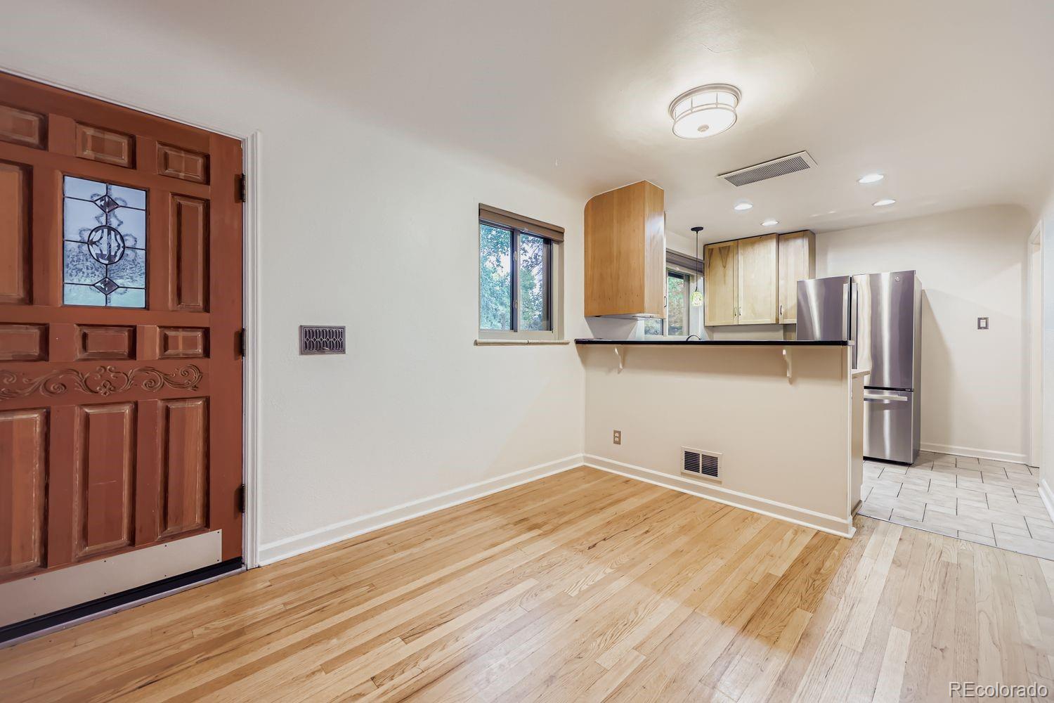 MLS Image #8 for 742  ivanhoe street,denver, Colorado