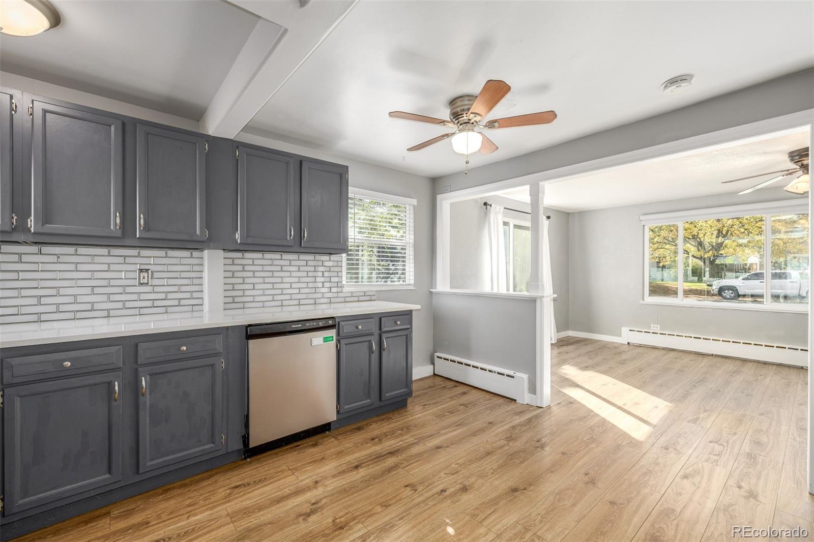 MLS Image #10 for 4736  wyandot street,denver, Colorado